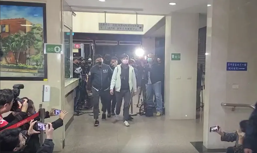 快訊/高虹安男友李忠庭移送北檢！3貪污被告受檢察官訊問中