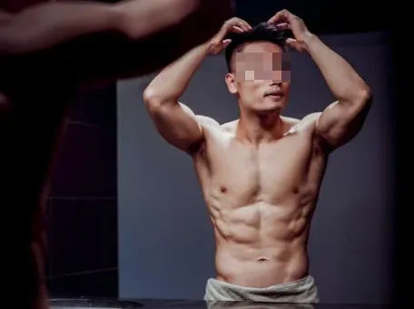 台中人妻上臉書「單身社團」天天嘿咻肌肉猛男！夫驚見「激戰爽翻照」氣炸提告求償70萬　法官1原因判免賠