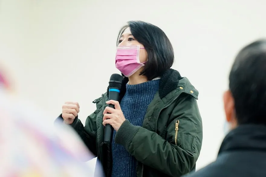 吳怡農稱民調只輸4.5個百分點　王鴻薇質疑：哪家做的為什麼不說