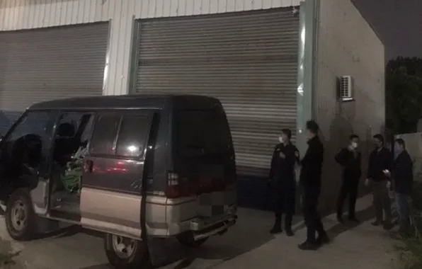 快訊/大寮槍擊案主嫌疑開槍自戕「陳屍墓園」！警到場勘驗採證中