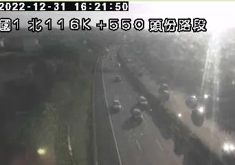 快訊/頭份回收場爆火警！中山高116K旁濃煙竄天阻視線　警消搶救中