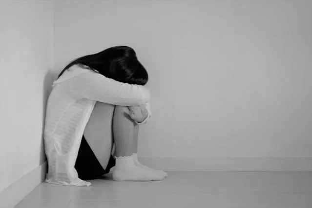 小甜甜遭家暴曝「他徒手揍我」！衛福部揭僅2022上半年通報數就已高達95,323例！