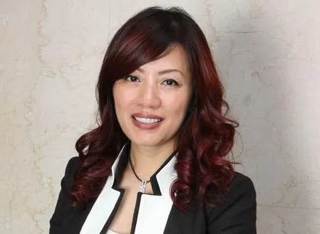 購物站天后涉炒股賺千萬　張雅琍凌晨80萬元交保