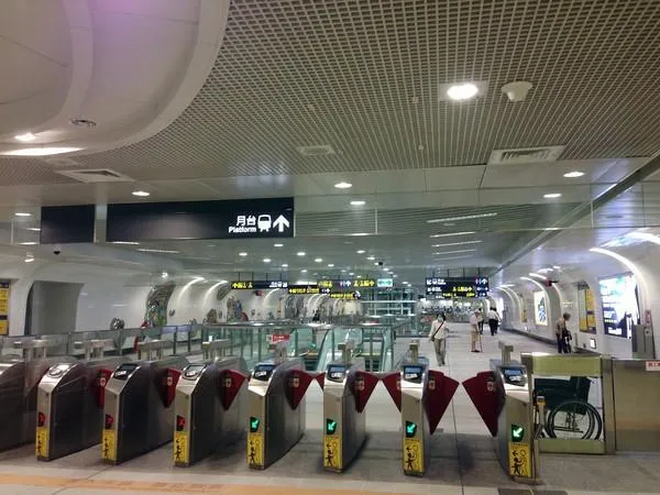 太爽了吧！2行業遇補班日「一律放假」　鄉民揭殘酷內幕：只是更糟