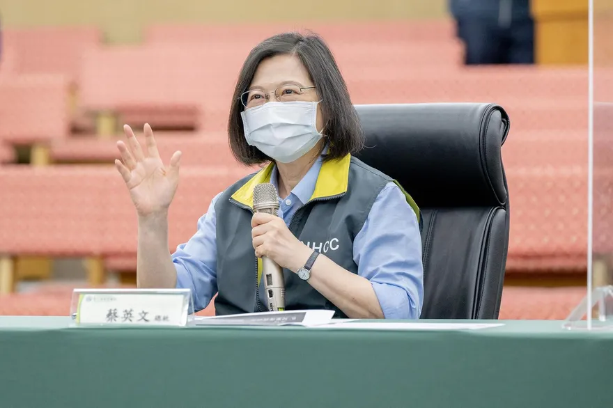 蔡英文春節參拜行程表出爐！台北、台中、高雄5間廟領福袋