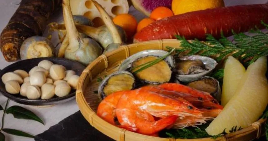 減重期「管不住嘴」好痛苦！專家曝飯前按壓「2穴道」有效抑制食慾
