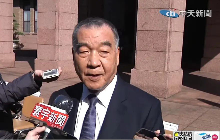 阿兵哥與未成年女友愛愛54次「搞出人命」！在三軍傳開....邱國正要徹查