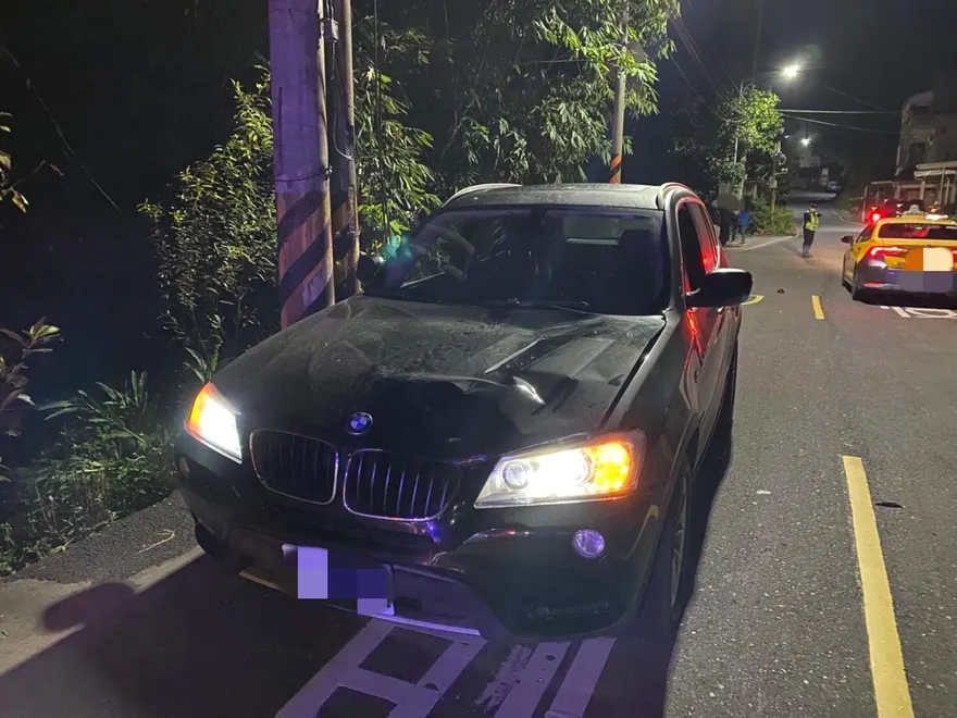 新北市汐止區一女子遭逆向轎車撞擊　送醫後仍宣告不治
