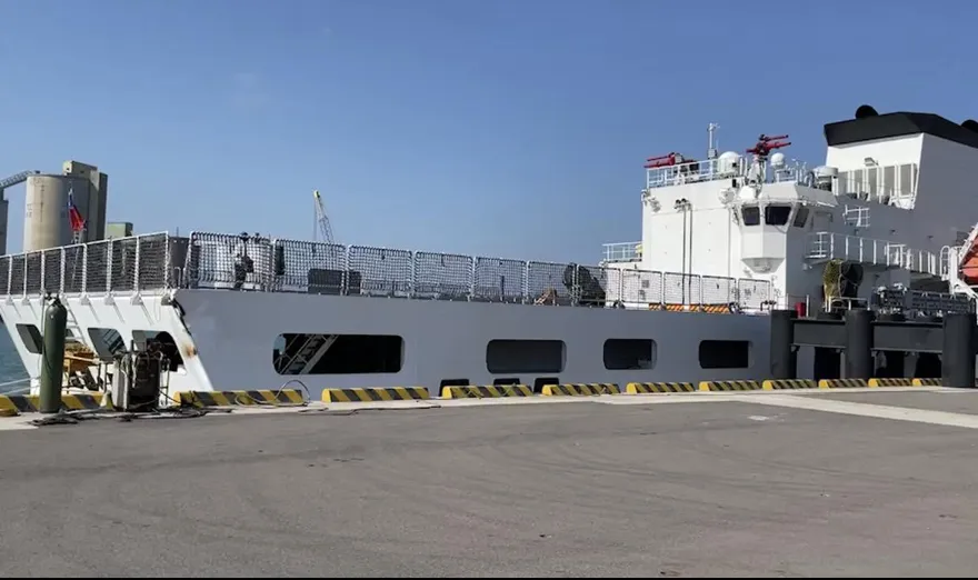 4000噸級嘉義艦擦撞碼頭受損　海巡署：強風所致不影響航行安全