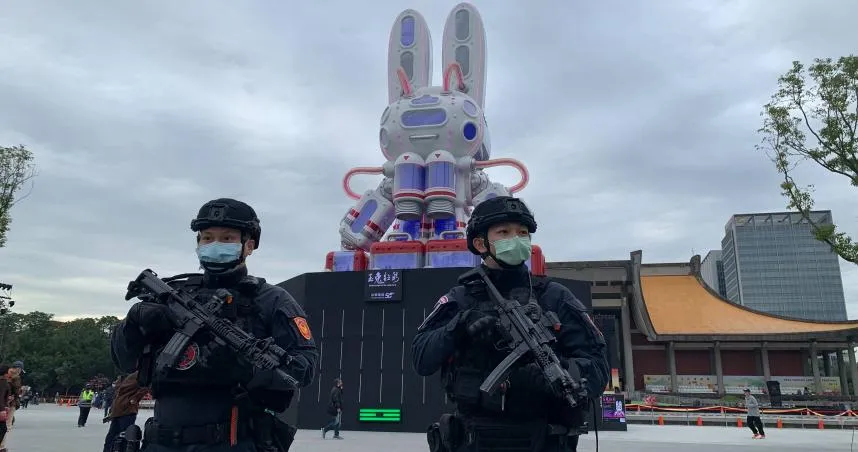空拍機、氣球禁帶入場！台灣燈會試營運　北市警嚴陣以待