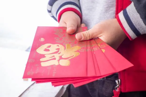 年過完了又有紅包！中央6千還沒發地方先發　這些縣市每月爽拿「最多年領8.4萬」