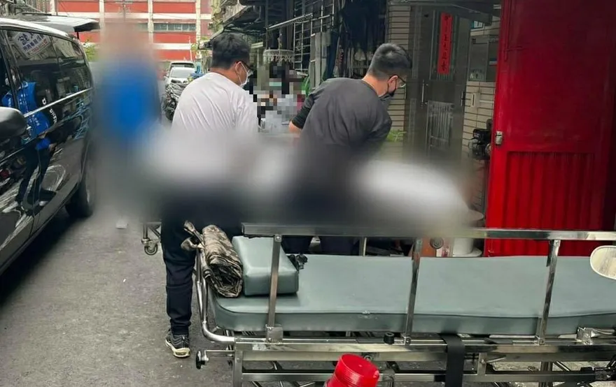 快訊/新北這戶內3人猝死成乾屍　唯一倖存者是8旬失智父