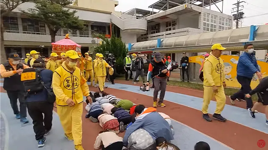 「粉紅超跑」即將出發！　白沙屯媽祖進香5/1晚正式展開