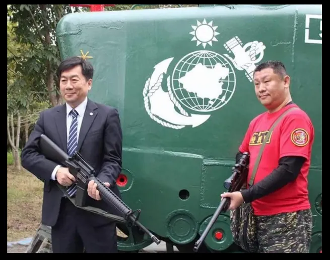 側翼又翻車？陳宗彥召妓牽拖「豆哥」站台藍營　謝龍介：2萬人其中之1