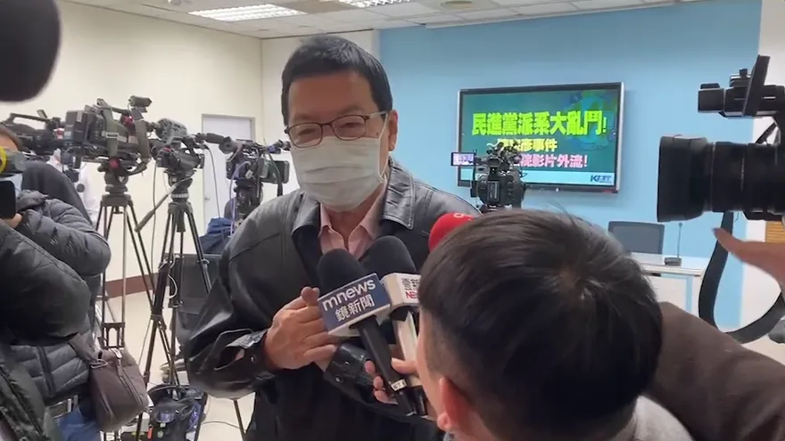費鴻泰承認敗選13字恭賀　徐巧芯秒回「我會接住您給我的傳承」