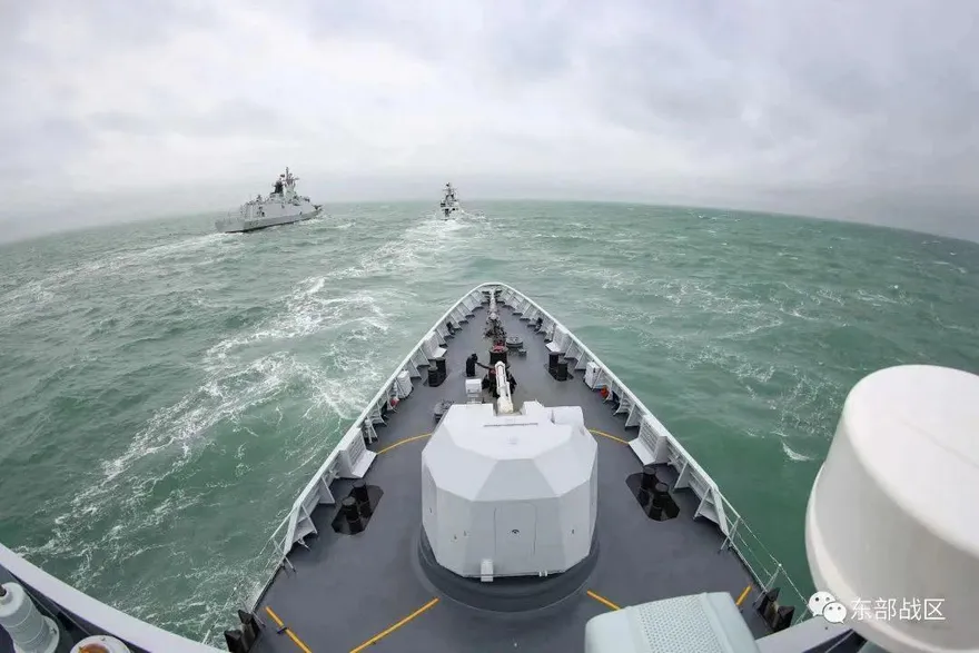 大陸解放軍發布艦艇編隊軍演訊息　強調「緊貼實戰要求」