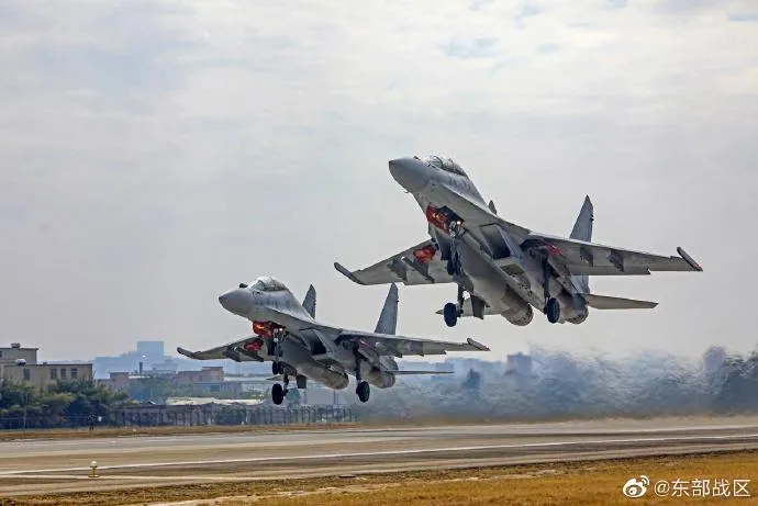 最新軍演影片！大陸2枚飛彈分別命中台灣南北部 央視模擬畫面曝光