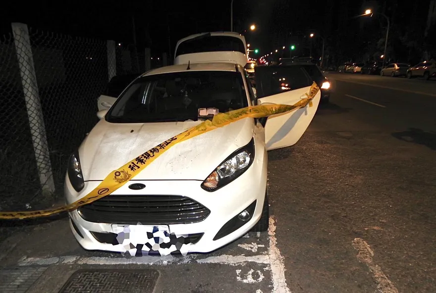 快訊/拖吊車凌晨拖走權利車　車內驚見失蹤6天女屍嚇壞報警