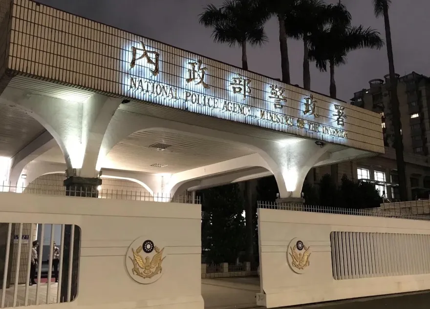 快訊/明仁會慘了！超跑、辣妹高調辦春酒惹議　黃明昭震怒：挑戰公權力專案掃蕩！