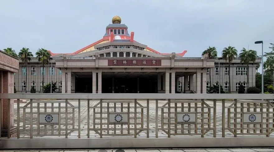 涉綠能弊案！雲林縣議長沈宗隆200萬元交保