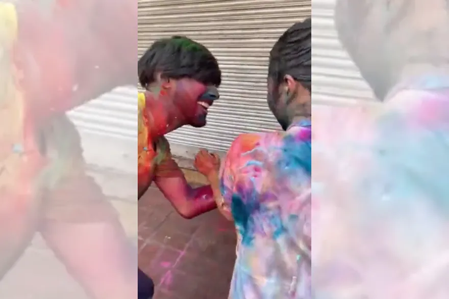 影/櫻花妹參加印度慶典遭熊抱襲胸　網友群情激憤：可恥！