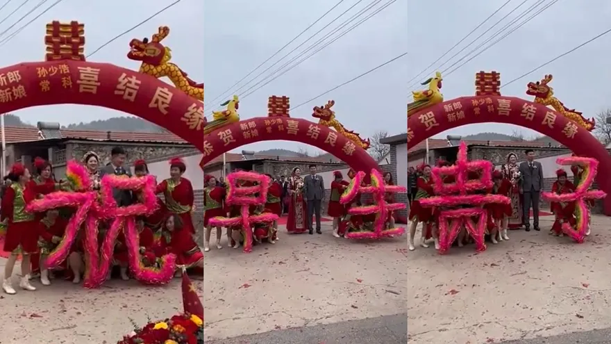 影/厲害了陸大媽！舞扇排字「早生貴子」圍住新人　網驚嘆：土到極致就是潮