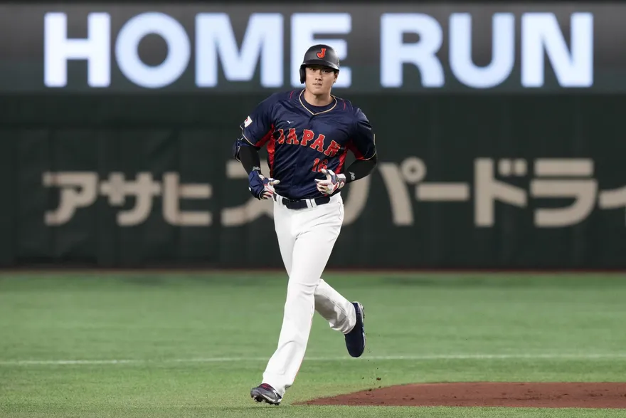 WBC棒球經典賽/女大生太暖！撿到大谷翔平首轟球這舉動　登大聯盟官網