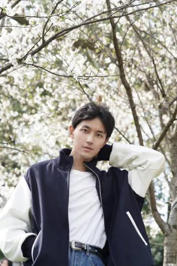 自爆遭電視台編導性騷！男網紅親吐被「撲倒強上」　害怕喊：那一刻很無助