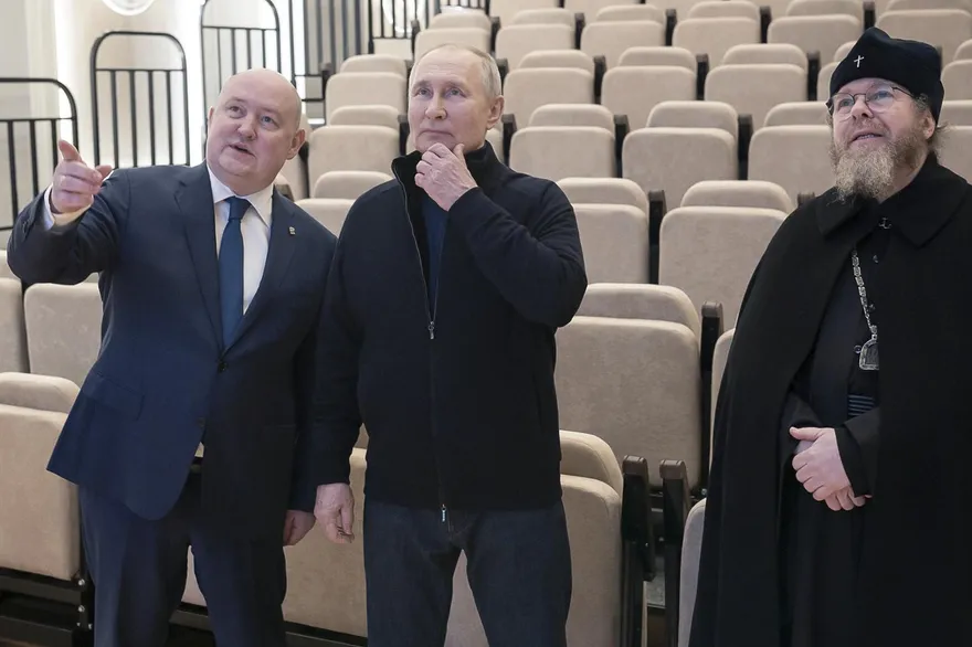 沒在怕！普丁收逮捕令後2日　大搖大擺乘車巡視馬力波