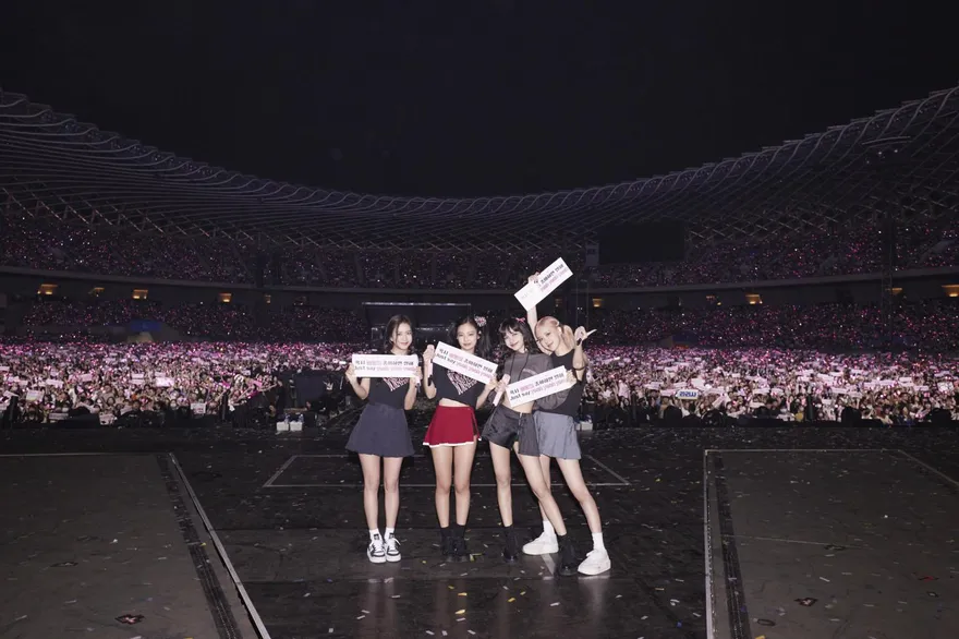 主辦方疑酸BLACKPINK「慢走不送」！粉絲氣炸罵翻…理想國時隔2天回應了