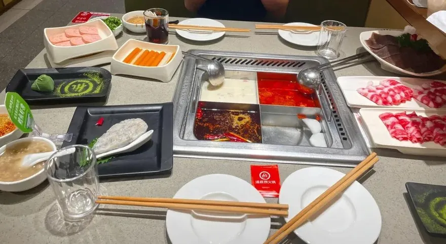 海底撈候位見客人都用「特殊理由」入內　女大生困惑發文：抽號碼牌用意是？