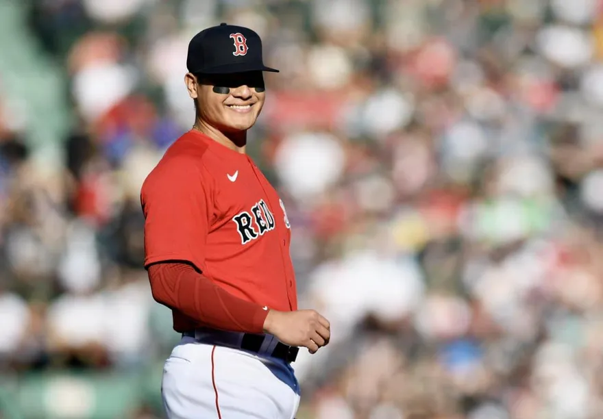 說好的上場？國防部長坐板凳　紅襪教頭食言沒讓張育成亮相