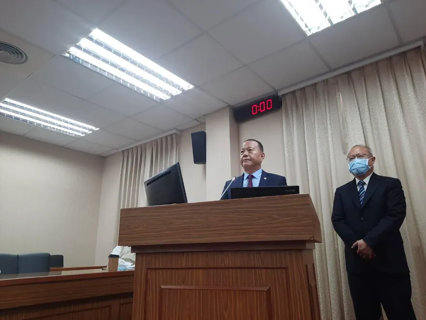 蔡英文打高端過境美國享特權？藍委批：為何人民沒有一樣待遇