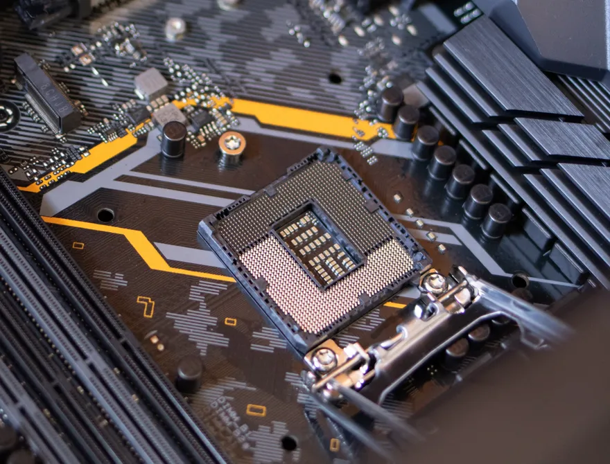 罕見同調！美兩黨推法案　聯手阻川普「鬆綁對陸AI晶片管制」