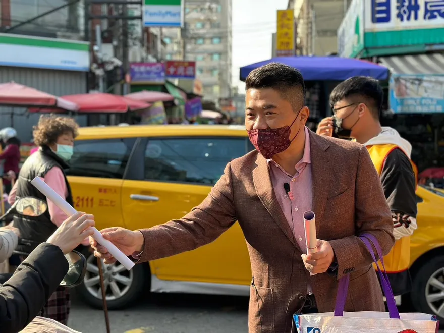 中二選區你挺誰？顏寬恒vs.林靜儀　中天《線上面對面》網路投票出爐