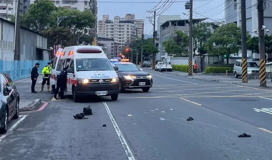 快訊/樹林詭異車禍！他騎車突失控自摔　送醫急救中