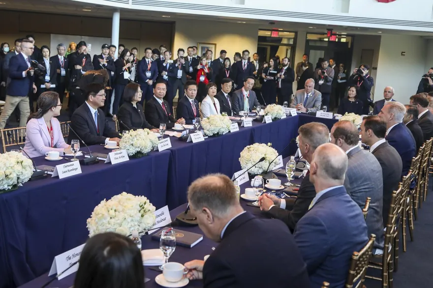 蔡麥歷史性會晤　陸國防部：反對任何形式美台官方往來