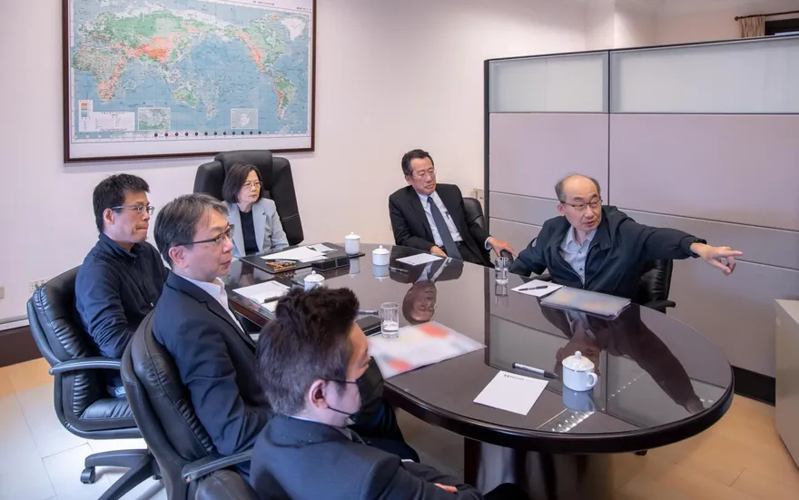 楊永明質疑國安簡報被府嗆「數位落差」　綠營立委看不下去9字回應