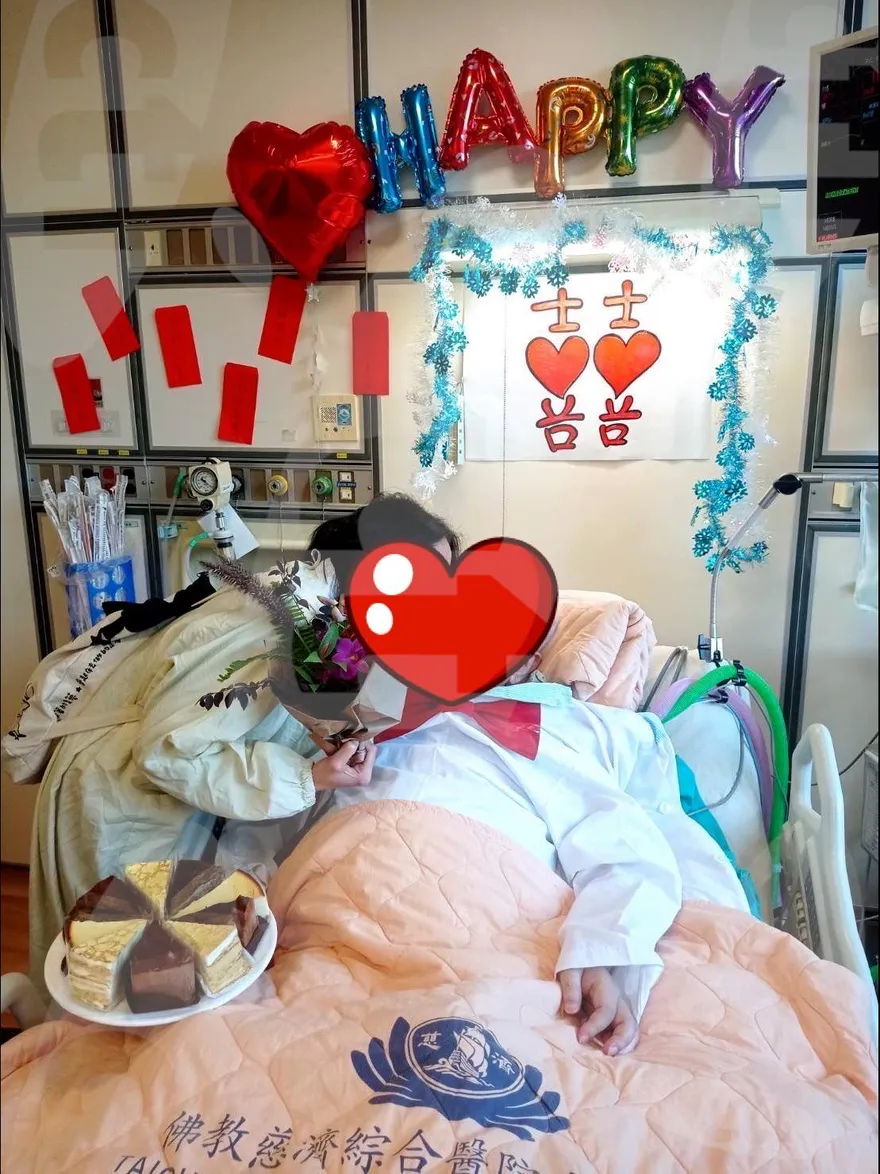 獨家專訪3/爺孫戀被迫劃下句點！李坤城病房插管迎娶林靖恩　「你走了要等我！」盼下輩子再重逢