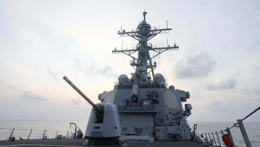 主張「航行權」！美菲軍演前夕　美驅逐艦航經南海海域畫面曝光