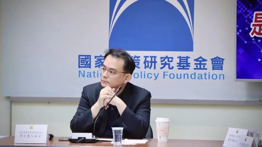 酸賴品妤像不分區！藍營律師簡榮宗宣布參選「七星區」立委