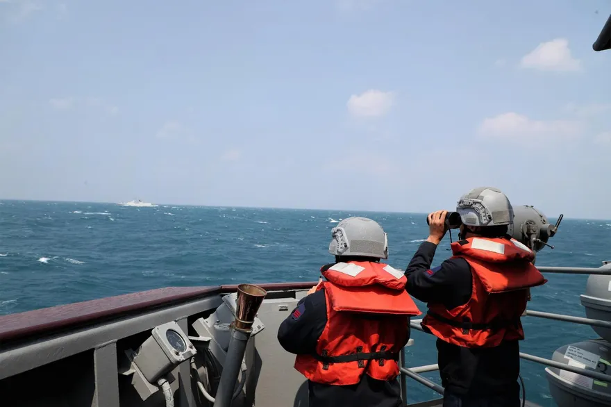 陸驅逐艦再侵擾澎湖海域 　我海軍艦艇監控「被提醒位置」