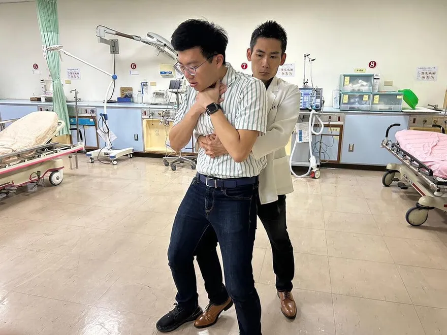 嘉義10天2起噎死憾事　醫籲6分鐘內採哈姆立克急救