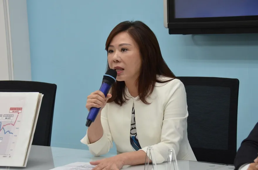 蔡英文稱「台灣經濟20年最好」　李彥秀酸：過最爽的是綠營派系