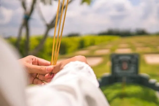 清明節10大禁忌出爐！當天要「禁慾」　3生肖容易卡到陰