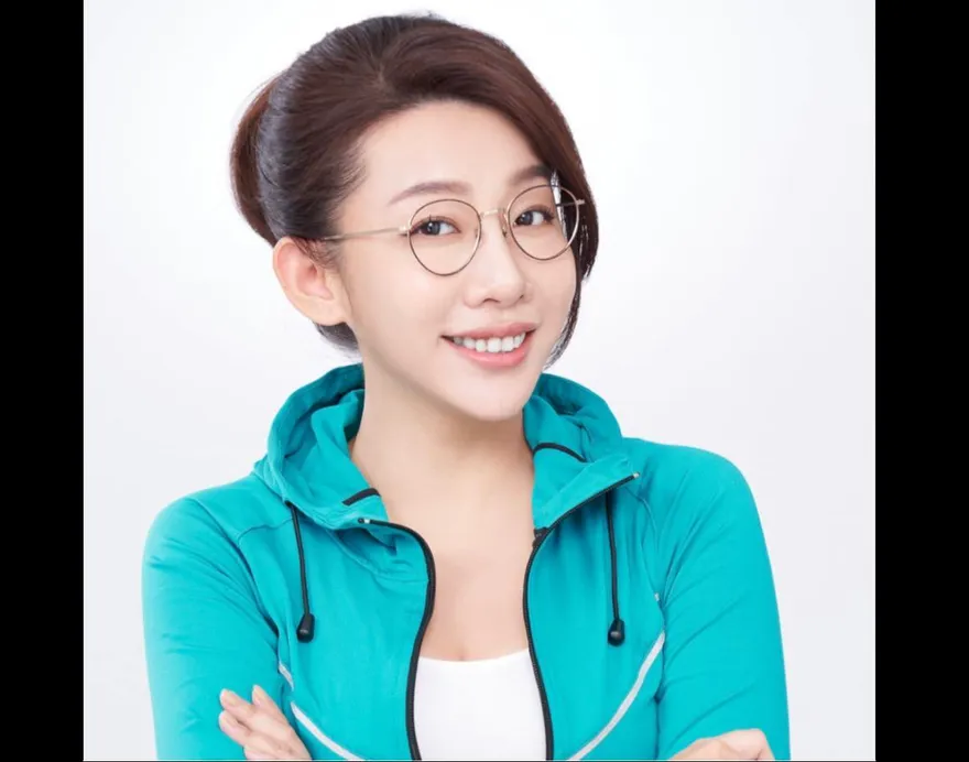 民進黨美女議員陳怡君「自爆」黃承國小三？家住黨部附近30年的林珍羽曝內幕