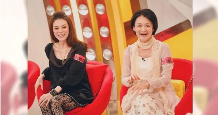 歐陽靖曝兒時住沒水電鐵皮屋！多年後才知原因　養成賺錢「三不原則」