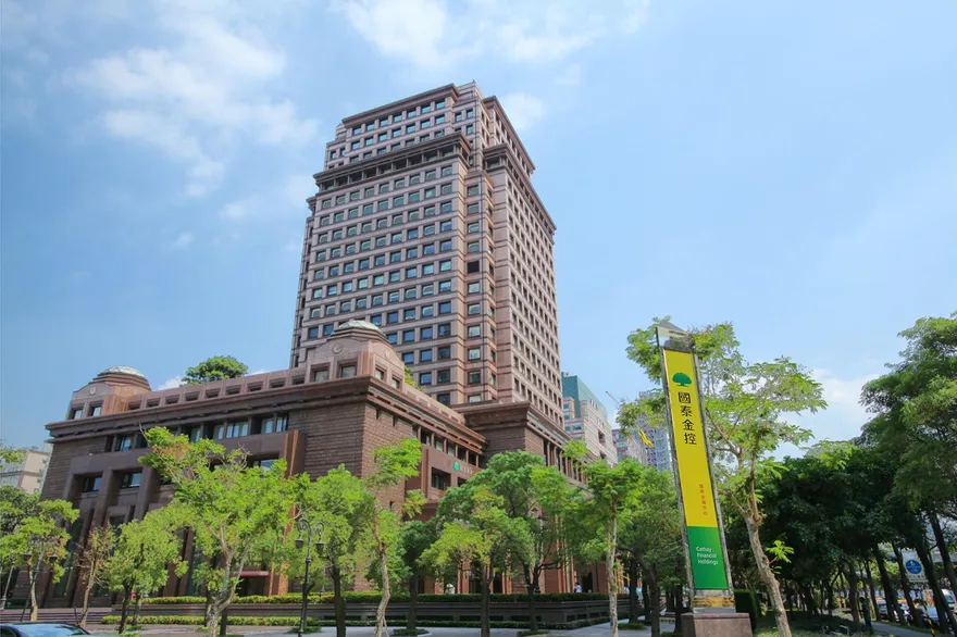 國泰世華銀行總經理李偉正7/17辭任　轉調其他職務