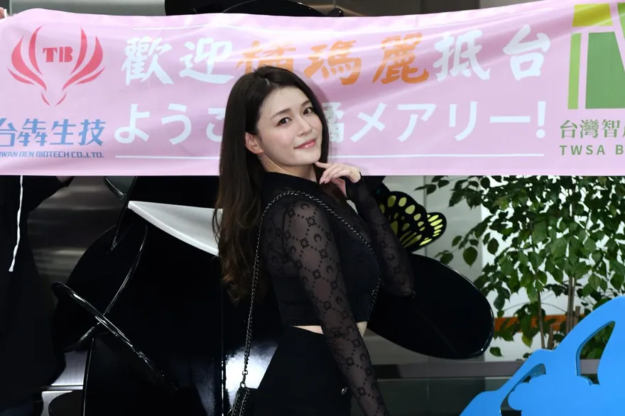 睽違3年來台！AV女優橘瑪麗秀流利中文超寵粉　自曝「想吸」鳳梨薯鼠