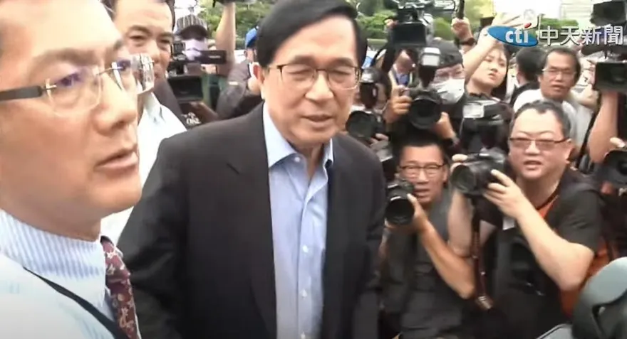 阿扁北上替陳致中請願　賴士葆轟：這家人根本法律不能教化